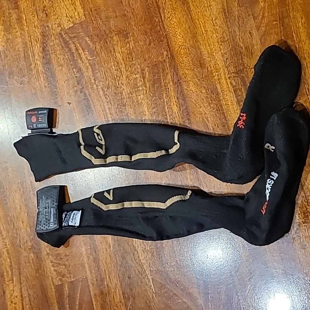 Lenz Heat Socks 1.0 with Bluetooth Battery no charger (used, fully tested)